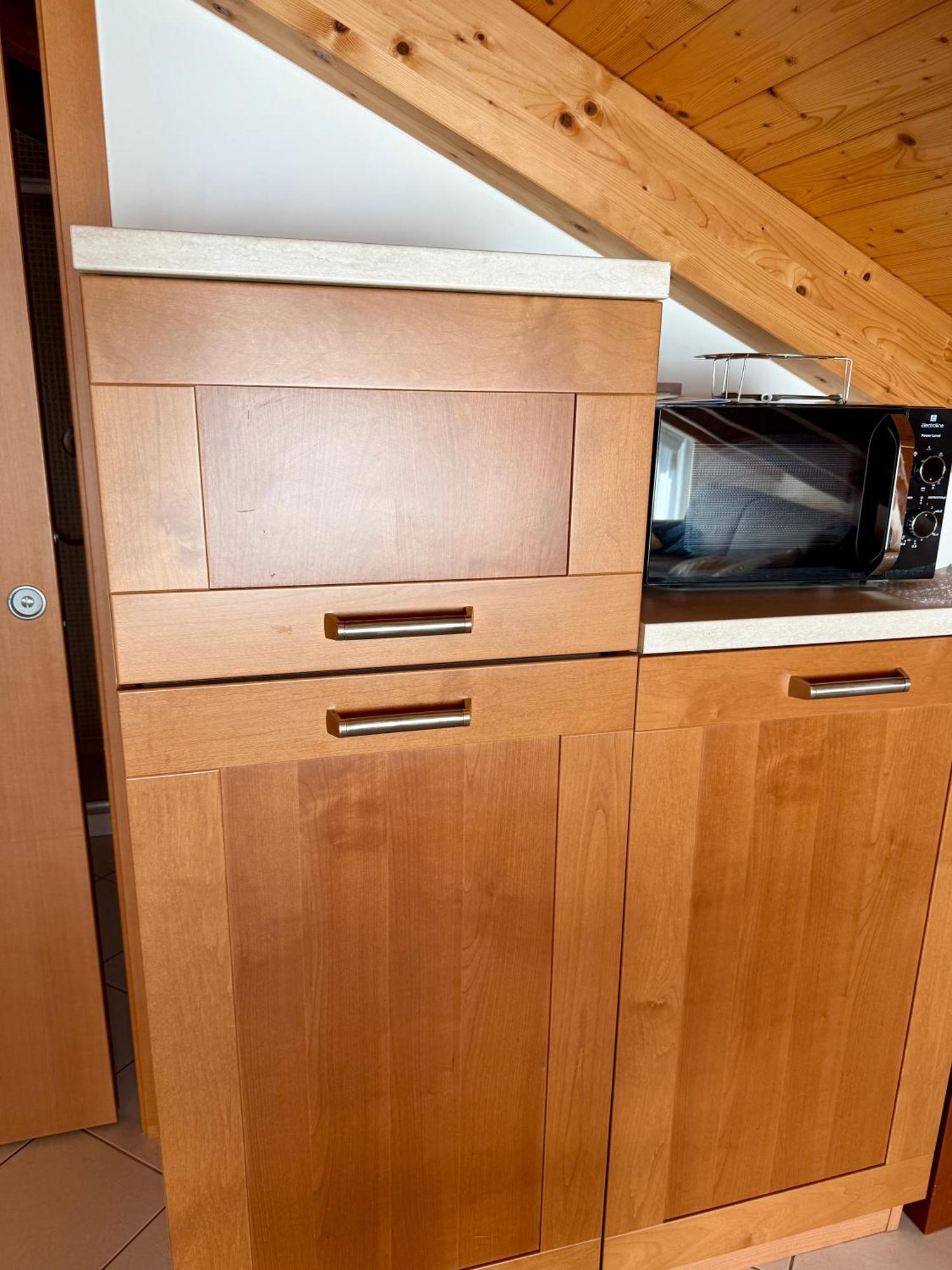 Attic - Spot Apartment *